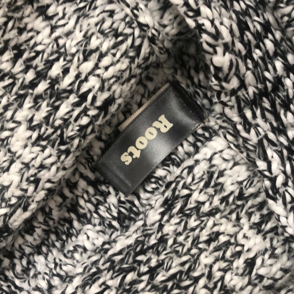 Roots infinity scarf - Picture 2 of 2